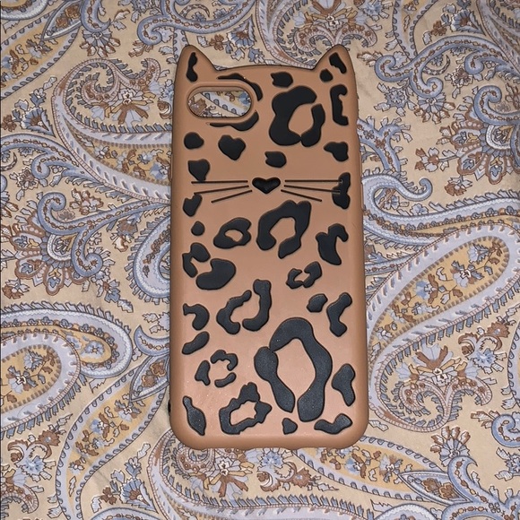 kate spade Accessories - Kate Spade Silicone IPhone 8 Case